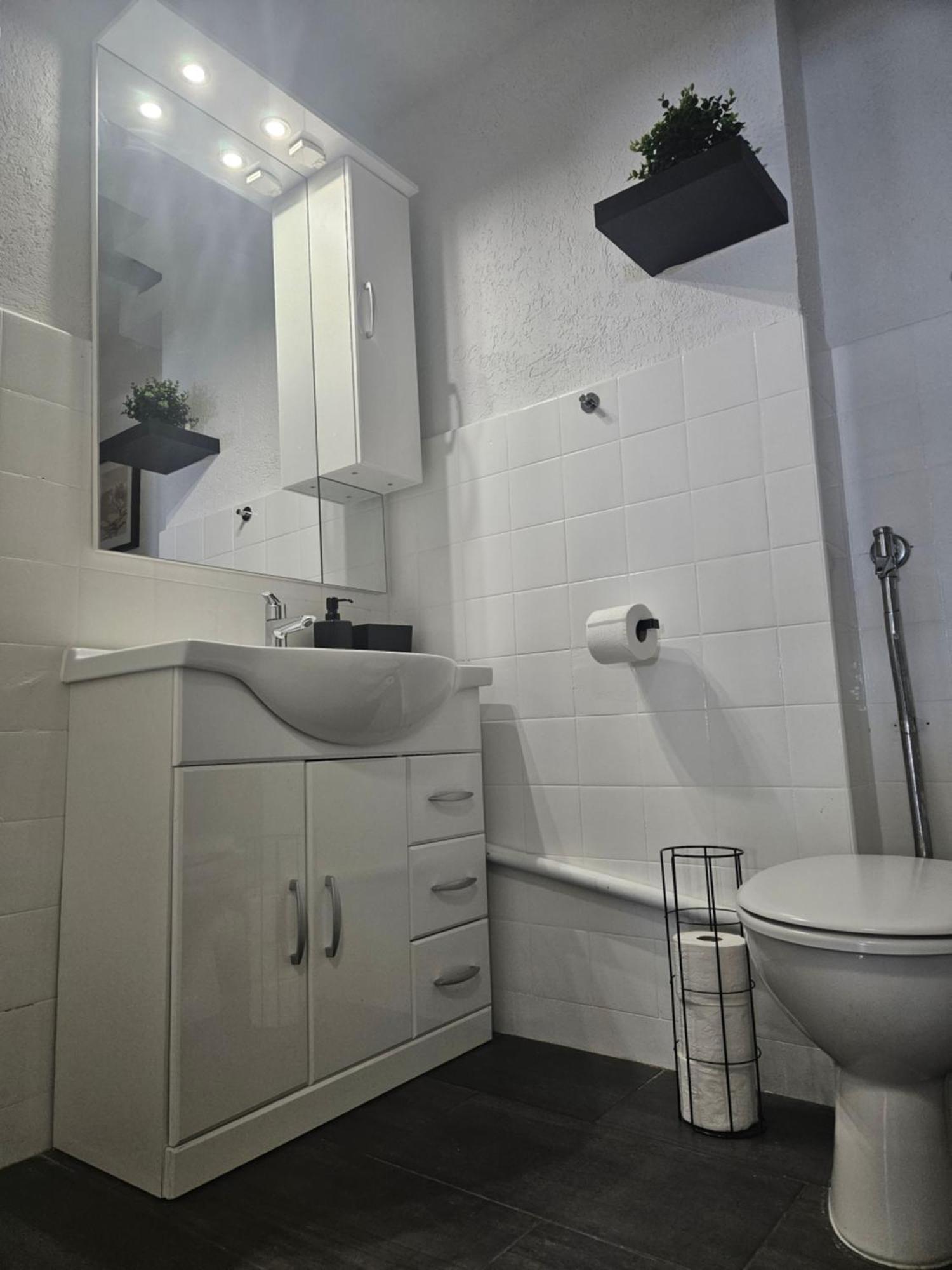 Feelhome City Apartment BRE Екстериор снимка